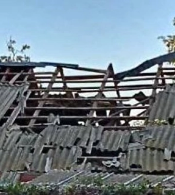 Ворог обстріляв Нікопольський та Синельниківський райони Дніпропетровщини. ФОТО
