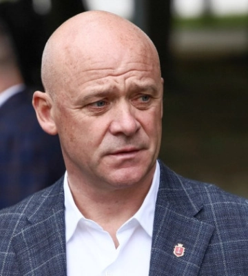 Зеленського просять припинити громадянство Труханова у разі виявлення паспорту РФ