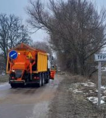 На Чернігівщині триває підготовка дорожнього господарства до роботи в осінньо-зимовий період