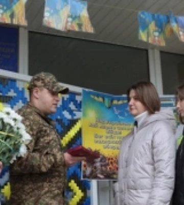 На Рівненщині родинам полеглих гвардійців вручили державні нагороди