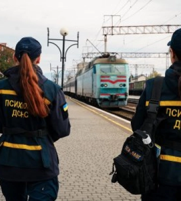 Вест та Арчі: родини з Дніпропетровщини з чотирилапими друзями прибули на Закарпаття