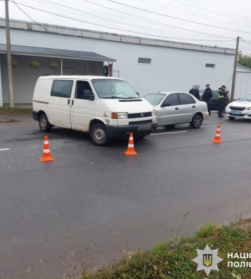 Поліція Вінниччини встановлює обставини трьох ДТП, внаслідок яких постраждали люди