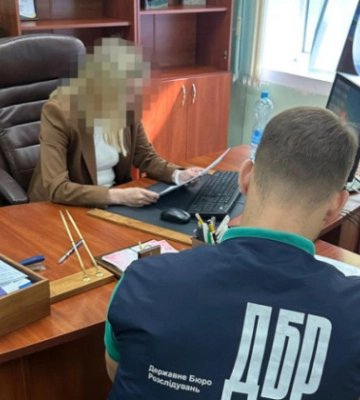 Шкоди на понад 600 тисяч: на Волині судять ексчиновницю за оборудку із заповідною землею