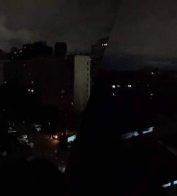 В Киеве внезапно пропал свет: в КГГА назвали причину