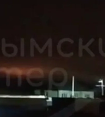 Російський Волгоград вночі атакували дрони, у Мережі пишуть про пожежу на НПЗ
