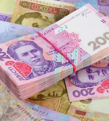 Майже мільйон гривень за “свободу”: шахраї обдурили двох жительок Тернополя
