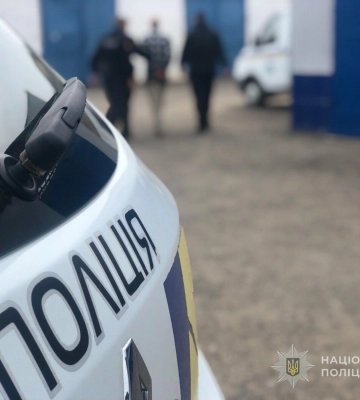 На Одещині чоловік схопив ніж і вбив сусіда просто за столом, - ФОТО