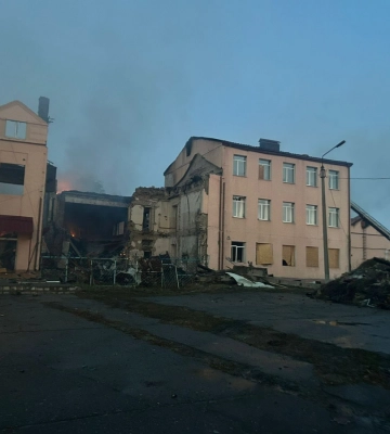 «Шахеды» ночью ударили по Славянску: два попадания в школу, повреждены дома