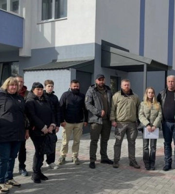 Родини загиблих бійців отримали житло від 3 армійського корпусу