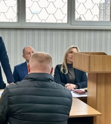 У Харкові взяли під варту мачуху, яка до смерті побила трирічного хлопчика