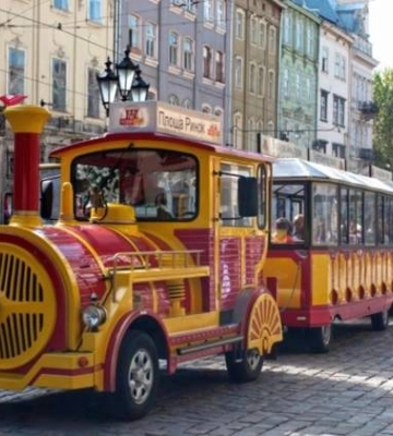 Не тільки для туристів: відкриваємо Львів по-новому на Чудо Поїзді