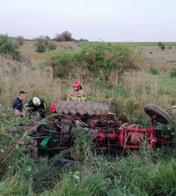 У Луцьку нетверезий водій без прав спричинив аварію