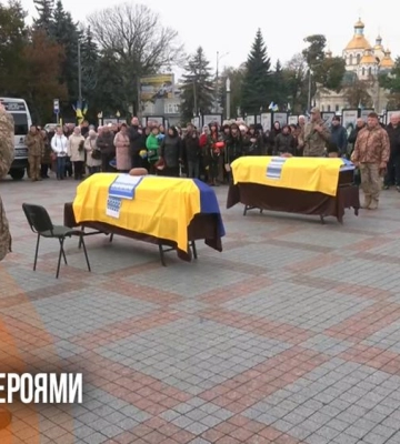 На майдані – понад 500 портретів: У Рівному доповнили меморіальну інсталяцію «Ціна Незалежності»