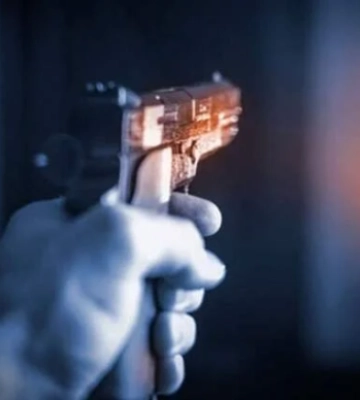 У Франківську 19-річний хлопець стріляв посеред вулиці з пістолета