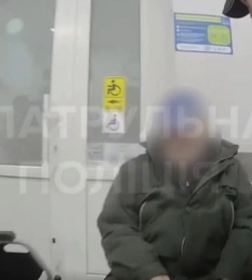 У Луцьку патрульні врятували літнього чоловіка з болем у серці (відео)