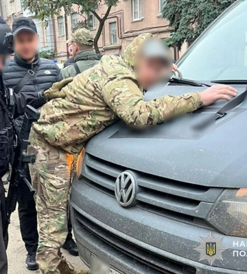 Затримання людей у формі: підозру вручили вже шістьом