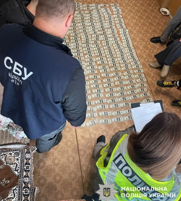 Обіцяла за гроші посприяти у призначенні інвалідності - затримано жительку Хмельницького