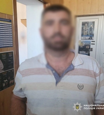 У Києві поліцейські знайшли та затримали іноземця, який підпалив квартиру колишньої співмешканки
