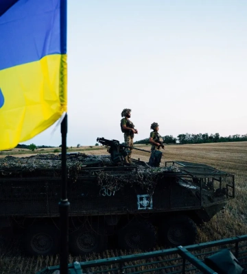 Главное в Украине и мире: удары по объектам РФ, кадровые решения Зеленского и санкции Британии