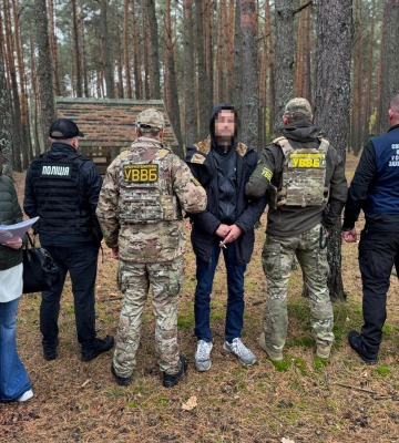 На Волині молодик хотів дати хабаря прикордоннику за незаконний перехід кордону