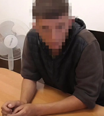 На Львівщині чоловік проведе 10 років за ґратами за зґвалтування малолітньої сестри