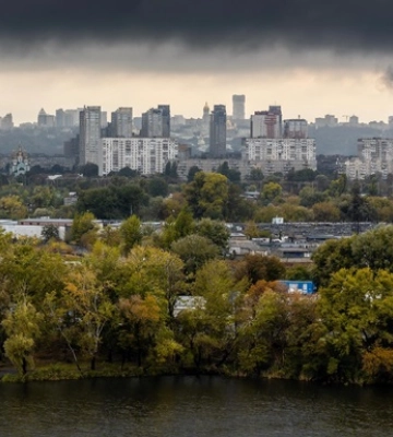 В Киеве и областях вернули аварийные отключения