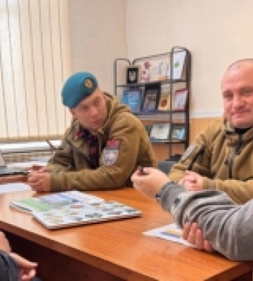 Візит на Снігурівщину: Віталій Кім спільно з військовими обговорив питання ветеранської політики
