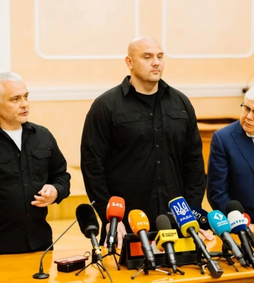 «Не спішіть запрошувати» – що Труханов забрав зі свого кабінету мера Одеси