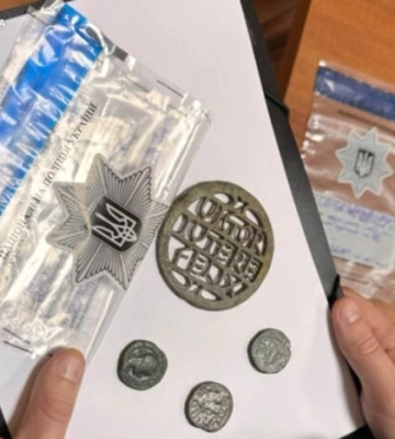 62-річний чоловік з Ізмаїла намагався продати римський артефакт — загрожує кримінал