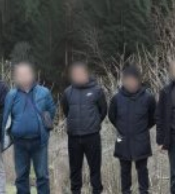Прикордонники зупинили спробу втечі групи чоловіків до Румунії