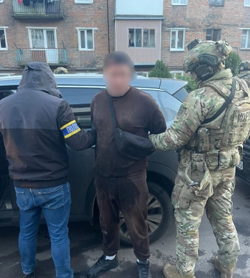На Волині затримано кримінального авторитета, який організував схему збуту наркотиків. ФОТО