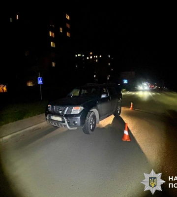 На Студентській «Nissan» збив рівнянку
