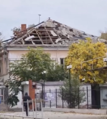 У Херсоні показали наслідки нічного обстрілу міста