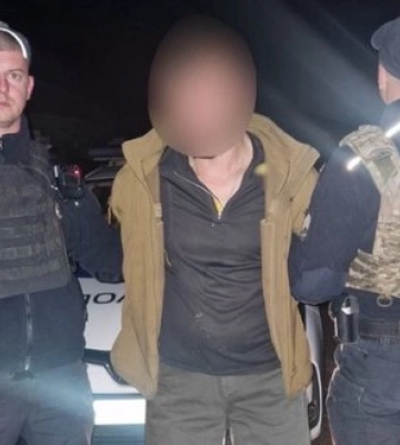 Кинув гранату на подвір’я та втік: на Київщині затримано чоловіка і повідомлено про підозру, - Нацполіція. ФОТО