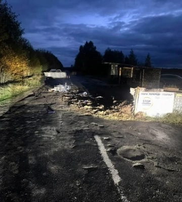 Смертельна ДТП на Волині: мотоцикліст врізався в блокпост, загинули люди