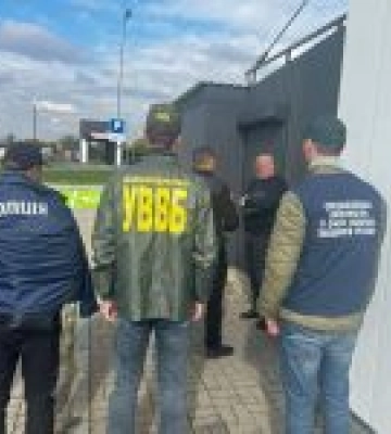 На Закарпатті чоловік знімав військовозобов’язаних з розшуку в реєстрі «Оберіг»