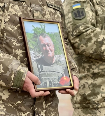 У Рівному попрощались з кадровим військовим, який помер на Чернігівщині