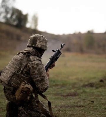 Нардеп-військовий розповів, яку тактику НАТО застосовують на полі бою росіяни