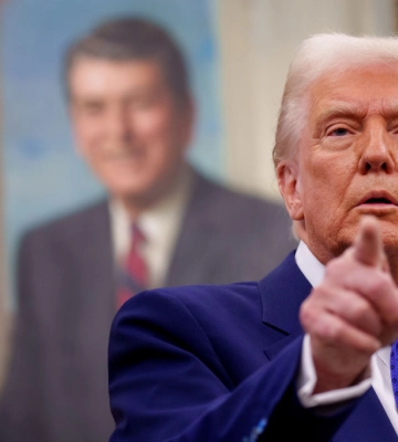 Трамп заперечує, що закликав Зеленського здати Донбас