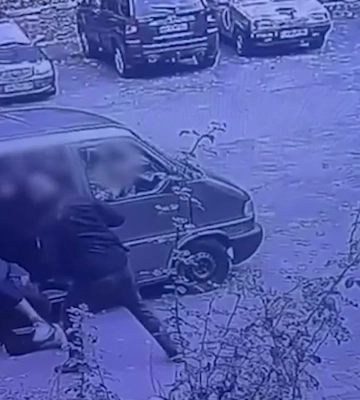 Двоє поліцейських отримали підозру за побиття чоловіка біля ТЦК у Києві