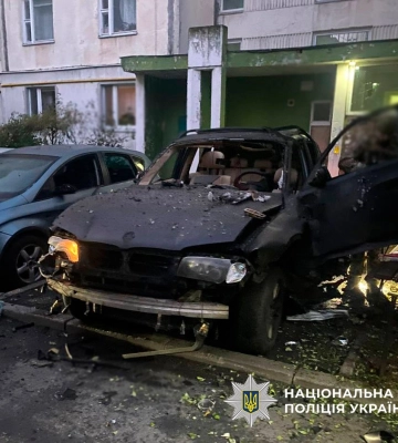 У Голосіївському районі Києва підірвали автівку