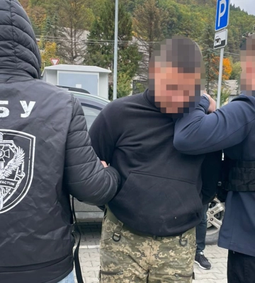 Прикордонник торгував маршрутами до Румунії