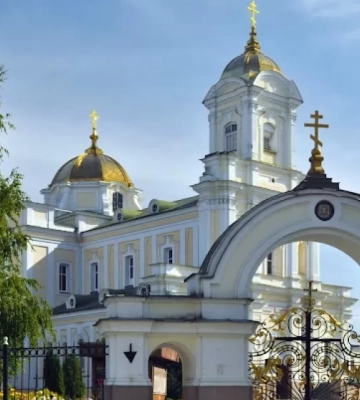 У луцькому соборі п'яний чоловік побив священника під час служби