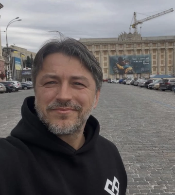 Притула впервые за долгое время показал жену и троих детей 