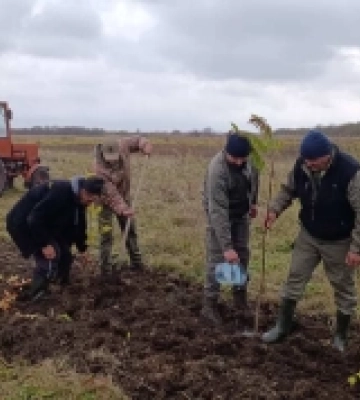 На озерах Волині триває боротьба з незаконним рибальством