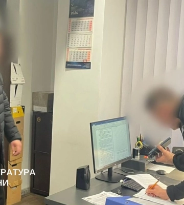Побиття чоловіка біля ТЦК у Києві: одного підозрюваного поліціянта відправили під домашній арешт
