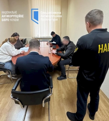 НАБУ и САП сообщили о подозрении главе облсовета и его жене-нардепу в недостоверном декларировании
