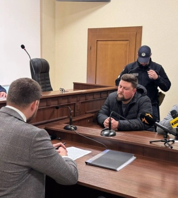 Побиття чоловіка біля Голосіївського РТЦК: суд обирає запобіжні заходи поліцейським