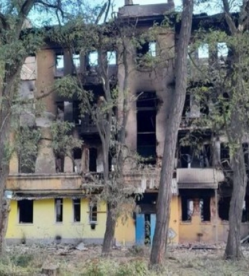 Росіяни 12 разів обстріляли Донеччину: є загиблий, пошкоджено житло і транспорт. ФОТОрепортаж