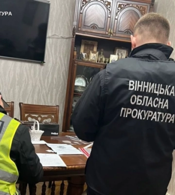 На ремонті доріг у Гайсині розтратили понад 3,4 мільйона: затримали 66-річного чиновника міськради